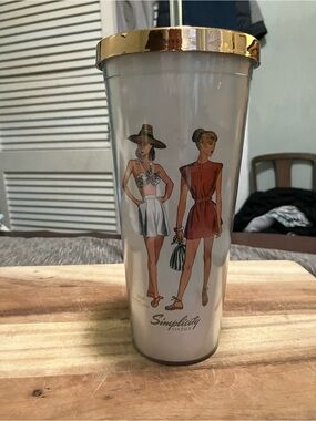 Simplicity White & Gold Vintage Fashion Tumbler with Illustration